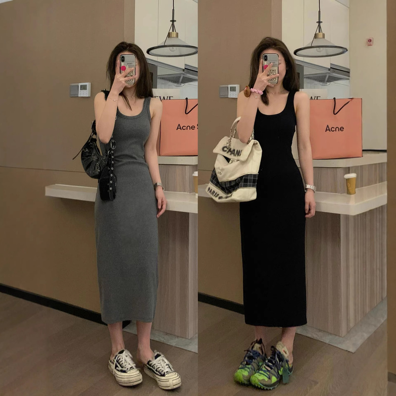 Royee Is a Pair of Versatile Slimming Look Knitted Round Neck Long Black Suspender Dress That Are Practiced with Hexagram