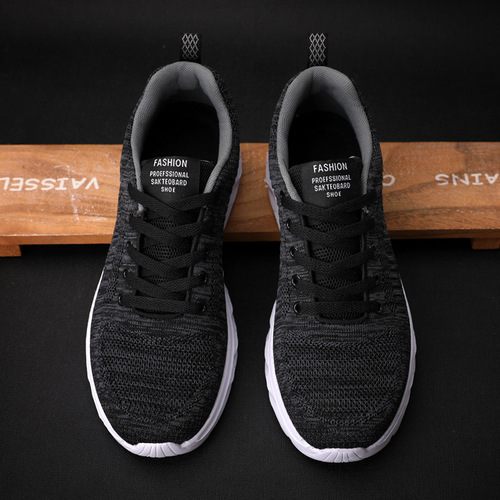 Running Shoes for Men 2025 Spring New Lightweight Running Shoes, Non-Slip Soft Sole, Breathable Mesh Shoes, Shock Absorbing Casual Sports Shoes for Men