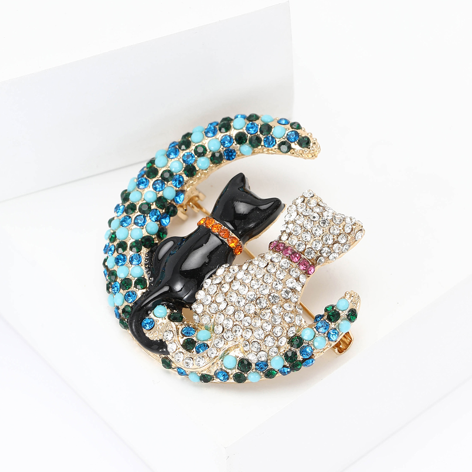 Alloy Material Moon, Cat Pattern Cute Pin Moon Cat Alloy Inlay Rhinestones Women's Brooches