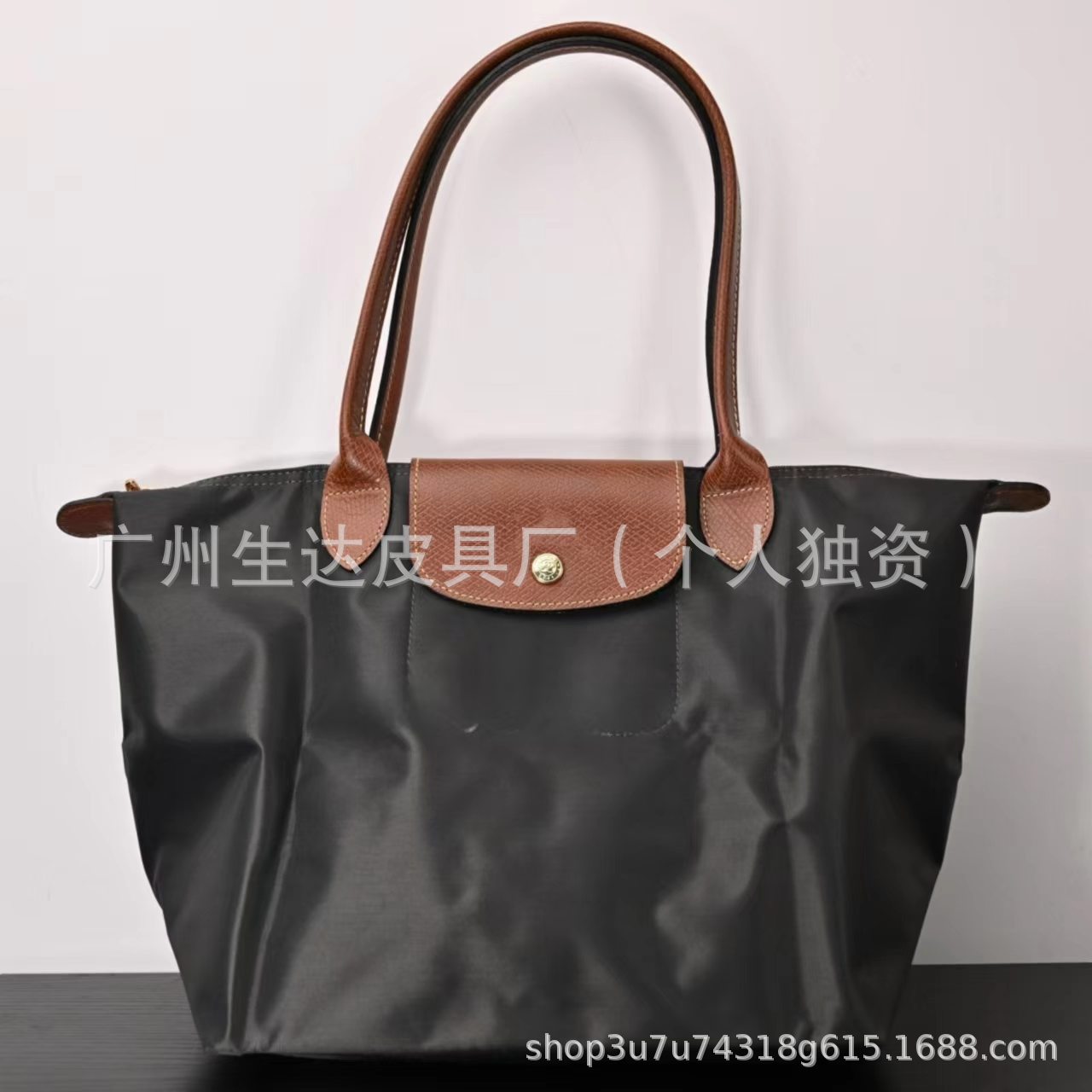 经典黑色 / 长柄大号1899