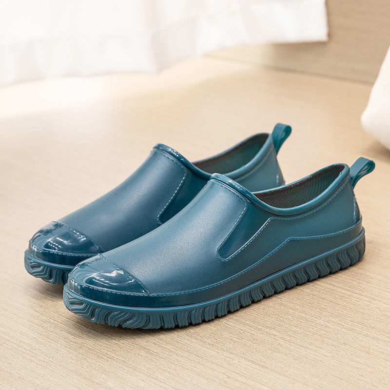 Zapatos de lluvia de cuatro estaciones para mujeres de tubo corto, zapatos de saliva poco profundos para mujeres, zapatos de goma de cocina para trabajar fuera, algodón resistente al desgaste, antideslizante