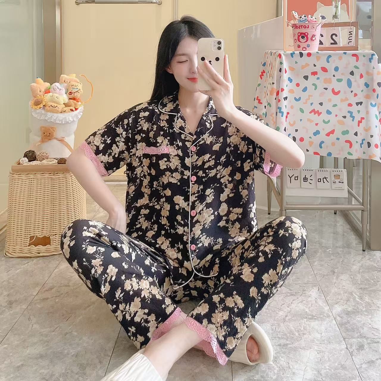 Pijamas al por mayor transfronterizos de primavera y verano espuma impresa cinta de encaje de manga corta pantalones largos de dibujos animados ropa de hogar