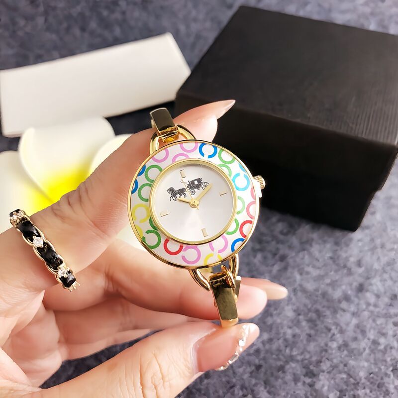 黄金色女士腕表手环表批发2025新款跨境电商热销金色奢华手镯表|undefined