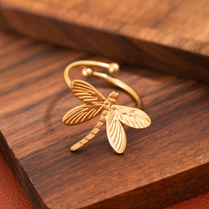 Dragonfly-Shaped Open Ring for Women, Non-Fading, Light Luxury Retro Titanium Steel Ring, Gold Color, Three-Dimensional Oil-Pressed Jewelry Dragonfly-Shaped Open Ring for Women, Non-Fading, Light Luxury Retro Titanium Steel Ring, Gold Color, Three-Dimensional Oil-Pressed Jewelry