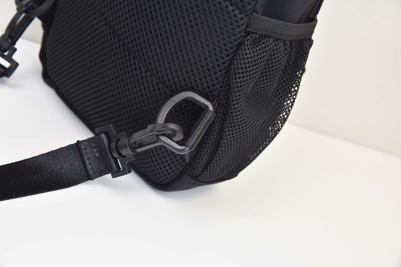 Geometric Cork Chest Bag For Men And Women Multi-purpose Design_voghion.com