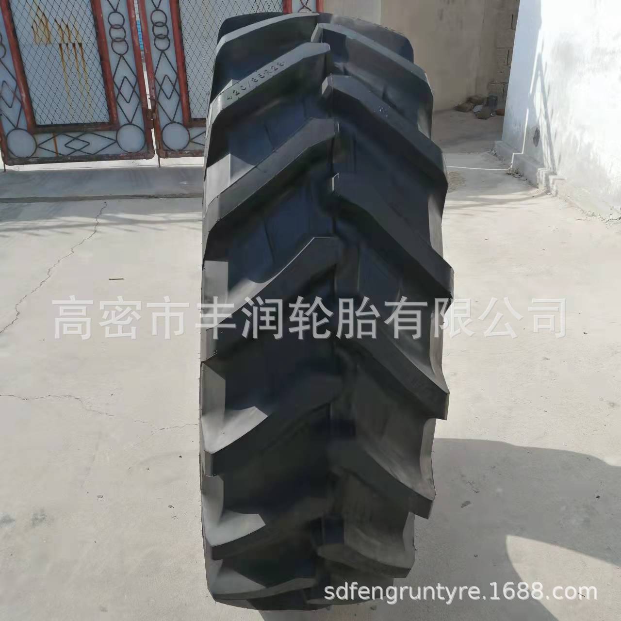 徐州甲字16.9R28子午拖拉机轮胎420/85R28真空轮胎 农业轮胎