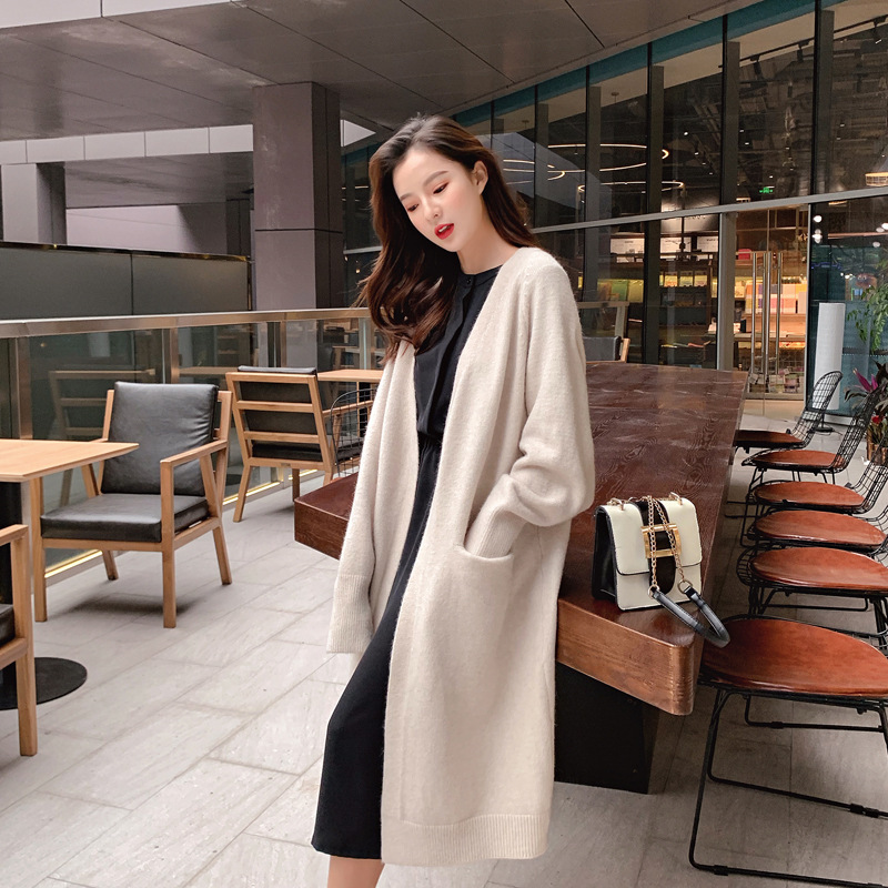 Mid-Length Sweater Women's Jacket 2025 Autumn and Winter New Korean Chic Lazy Style Pure Color V Neck Knitted Women's Cardigan