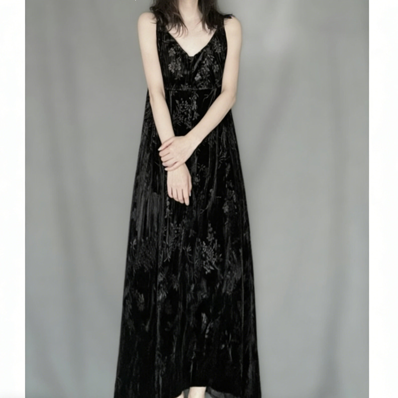 Loose V-Neck Velvet Printed Slip Dress with Drape Effect, Sleeveless Tank Dress, Ultra-Long Strap Dress, Long Dress Loose V-Neck Velvet Printed Slip Dress with Drape Effect, Sleeveless Tank Dress, Ultra-Long Strap Dress, Long Dress