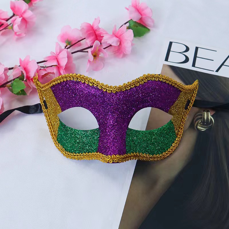 Carnaval máscara de plumas de polvo Amazon máscara de mitad de cara tricolor maquillaje de baile de fiesta accesorios de vestuario