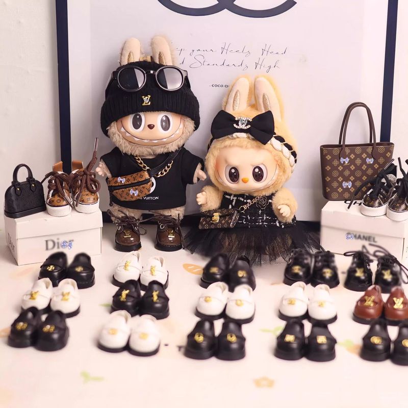 バブルマート LABUBU ラブブ シットパーティーブラインドボックスペンダント 17 センチメートル人形人形服レザーコートオートクチュール|undefined