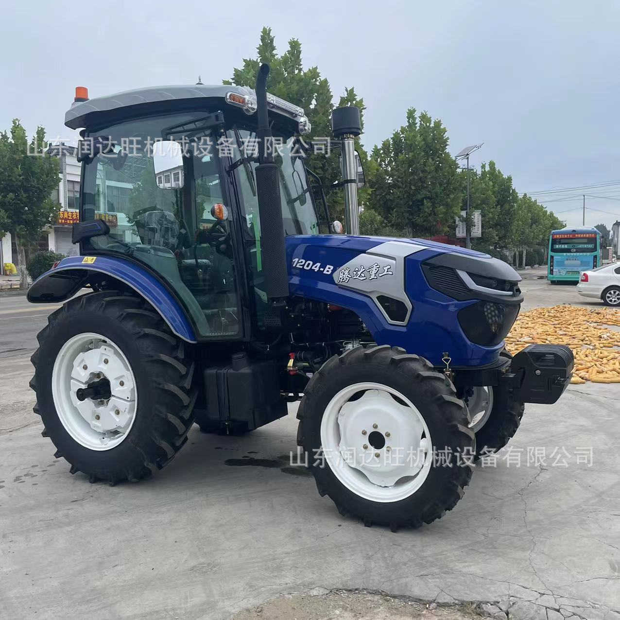 四驱四轮东方红1204拖拉机 农用四驱轮式拖拉机 水旱田两用旋耕机