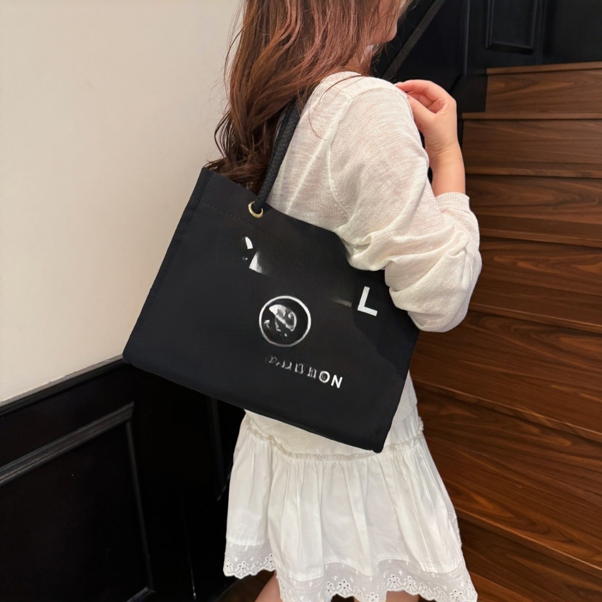 2025新款字母帆布托特包手提单肩包女时尚通勤包兜子高级感香家批