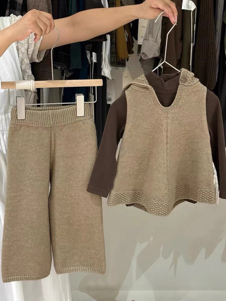 Children's autumn solid vest with hood