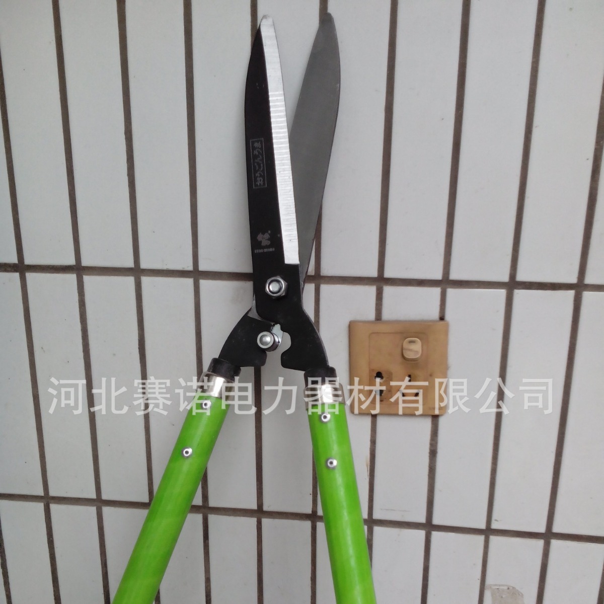 殿力牌双手握软枝绝缘剪 高压绝缘手握剪 双手加长片剪刀10kv用