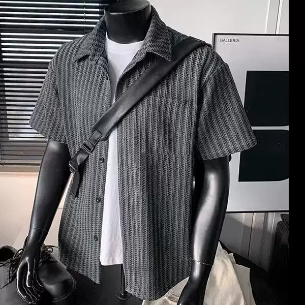 American-style loose-fitting summer striped turn-down collar short-sleeve shirt for men, Korean-style casual and laid-back shirt