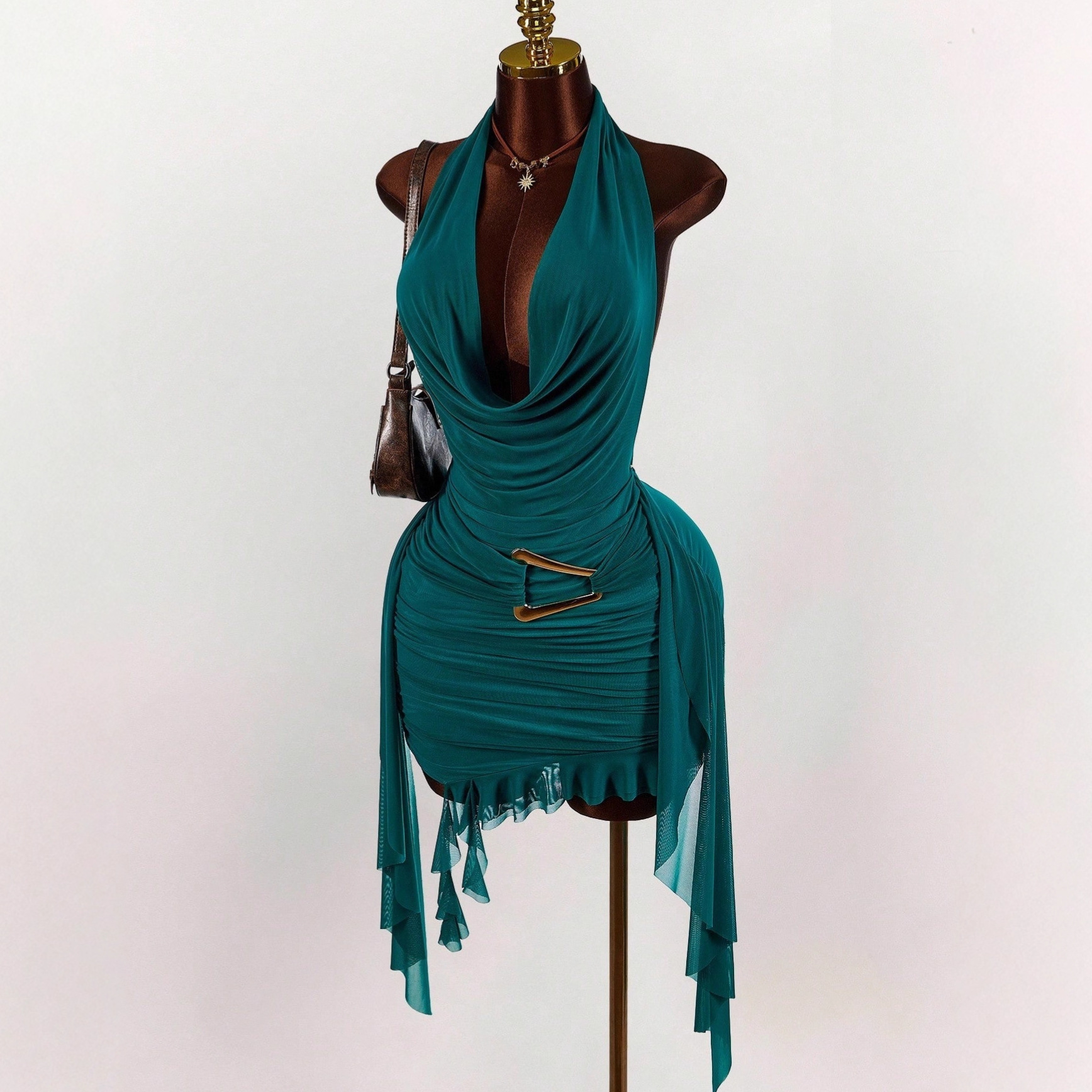 欧美新款跨境时尚纯色气质小众挂脖露背修身性感短裙不规则连衣裙