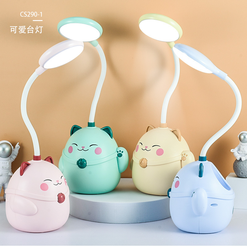 Lucky Cat pen holder lámpara de escritorio USB Led de lectura lámpara de protección para los ojos de dos engranajes ajustable manguera plegable lámpara de escritorio
