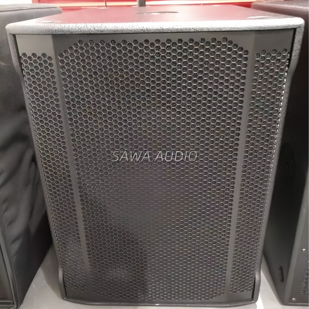 Subwoofer Profesional de 18 Pulgadas para Escenario y Exteriores