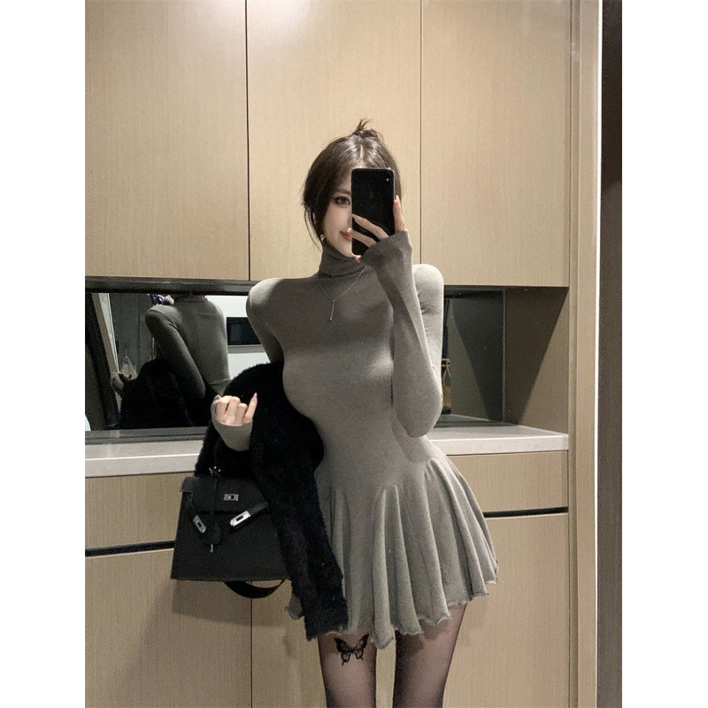 Pure Desire Hot Girl High Neck Versatile Long Sleeve Dress for Women, New Autumn/Winter Style, Waist-Cinching Puffy Skirt, Slimming Base Dress, Short Dress