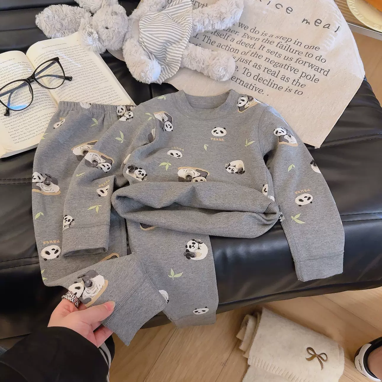 儿童内衣套装中小童秋冬无骨舒绒宝宝加厚纯棉秋衣秋裤印花家居服