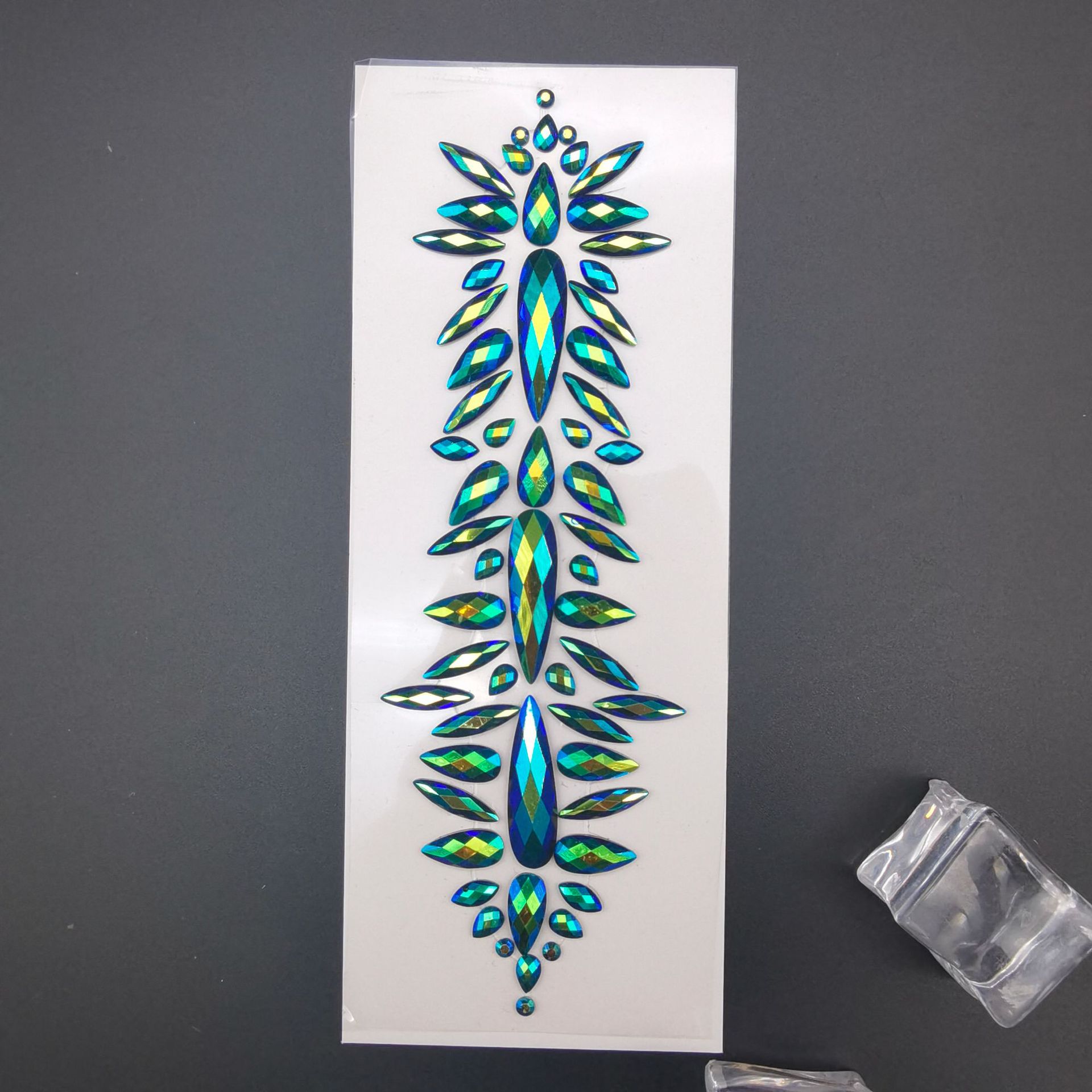 EDM eléctrico sílaba cara pegatinas ceja pegatinas cara pegatinas diamante resina diamante carnaval diamante pegatinas cara decorativa diamante