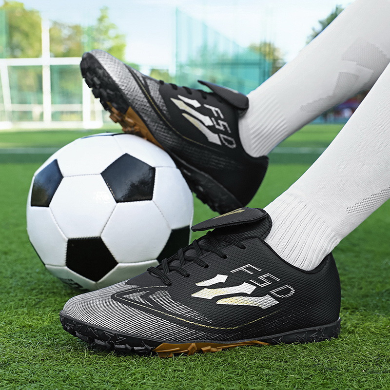 Baochuan nuevo TF clavos zapatos de fútbol hombres adultos clavos cortos zapatos de entrenamiento profesional juvenil zapatos deportivos niños al por mayor