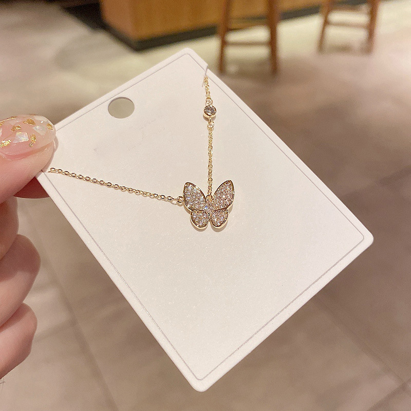 Fashion Butterfly Copper Inlaid Zircon Necklace Wholesale display picture 6