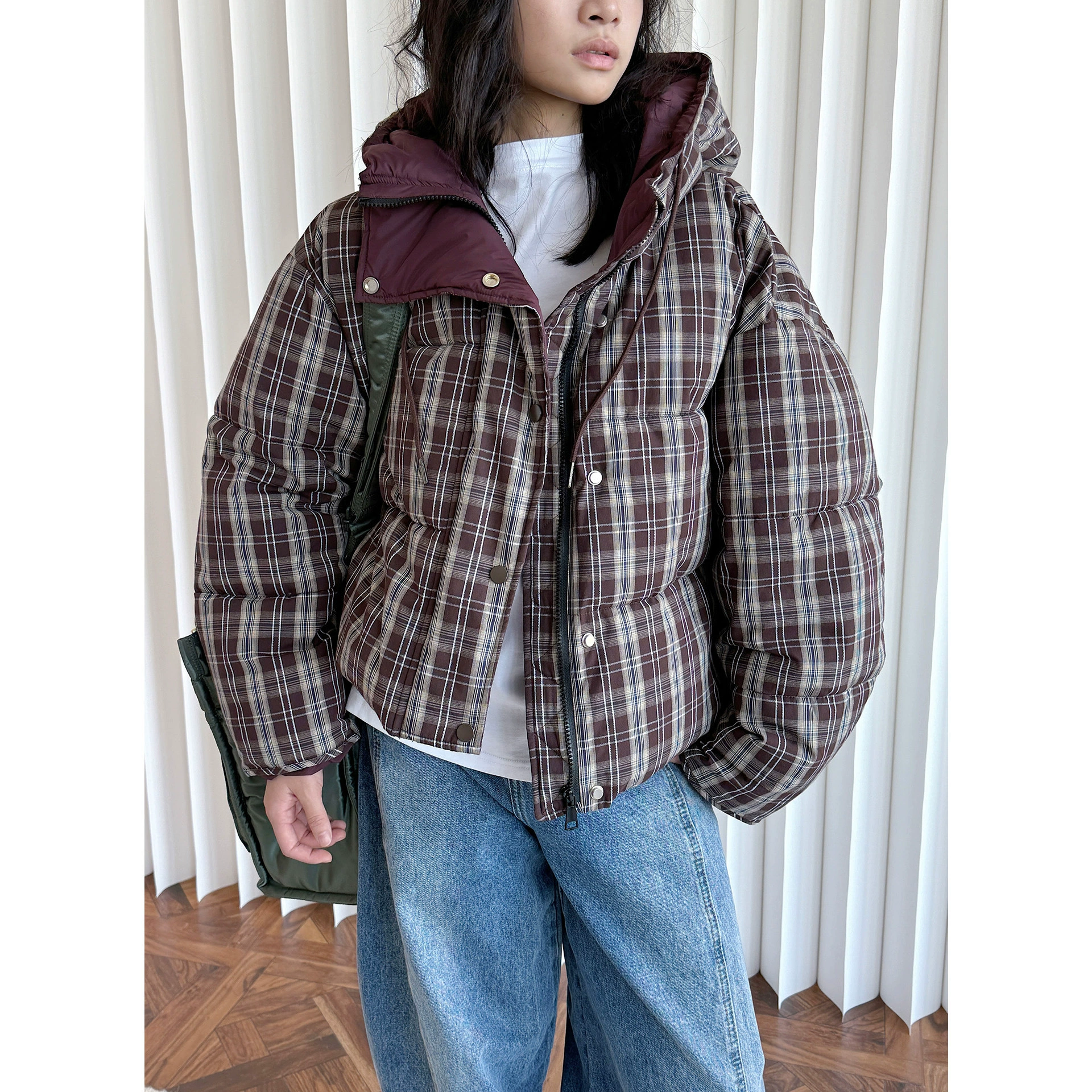 Зимняя новая модная хлопковая куртка в корейском стиле в клетку с капюшоном, удобная, теплая, свободная и тонкая куртка для женщин