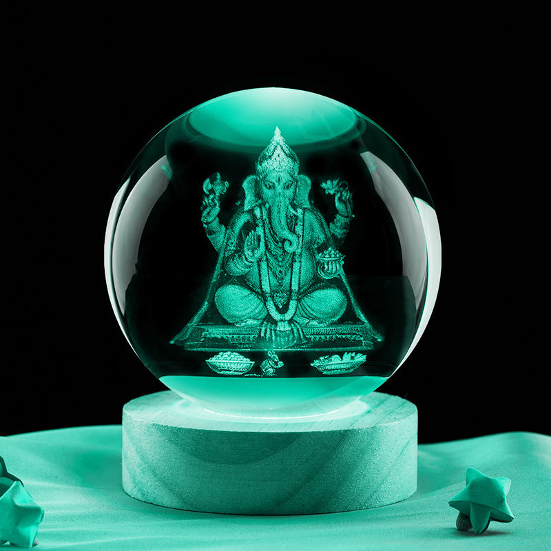 Bola de cristal de 6 cm + base de madera enchufable de siete colores