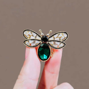 Korean Fashion Elegant Green Crystal Bee Brooch High-end Suit Cardigan Corsage Accessories Anti-slip Pin Women