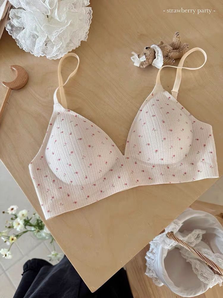 Women's Triangle Cup Bra Seamless Breathable Wire-free Underwear_voghion.com