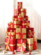 圣诞节礼品盒红金圣诞礼盒装饰堆头橱窗陈列礼物元旦布置道具成品