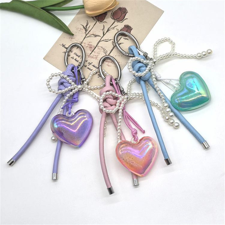 1 Piece Acrylic Heart Shape Bag Pendant Keychain display picture 1