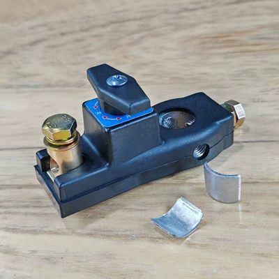 switch, 12V pure copper, leak-proof, Car on the line of fire
