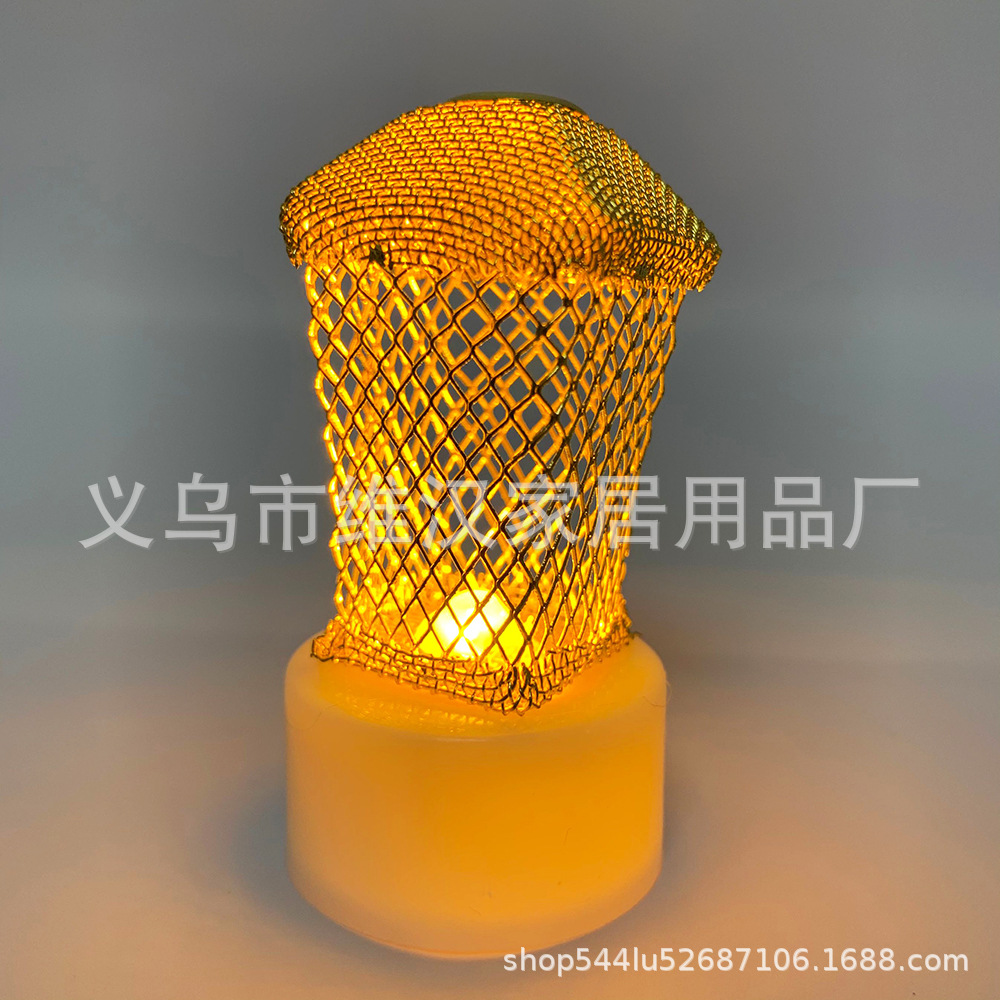 Transfronterizo Oriente Medio malla de alambre hueca dorada lámpara de vela electrónica de hierro forjado lámpara de noche LED decoración de escritorio iluminación