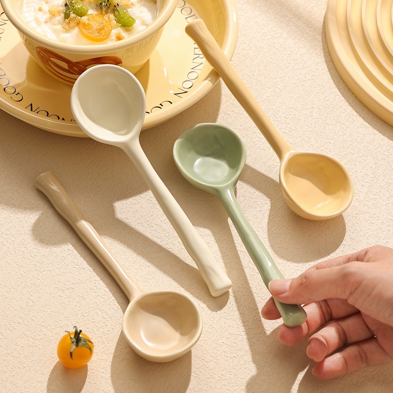 Керамическая ложка в японском стиле с длинной ручкой, одна ложка на человека, бытовая рисовая ложка, суповая ложка, ложка для каши
