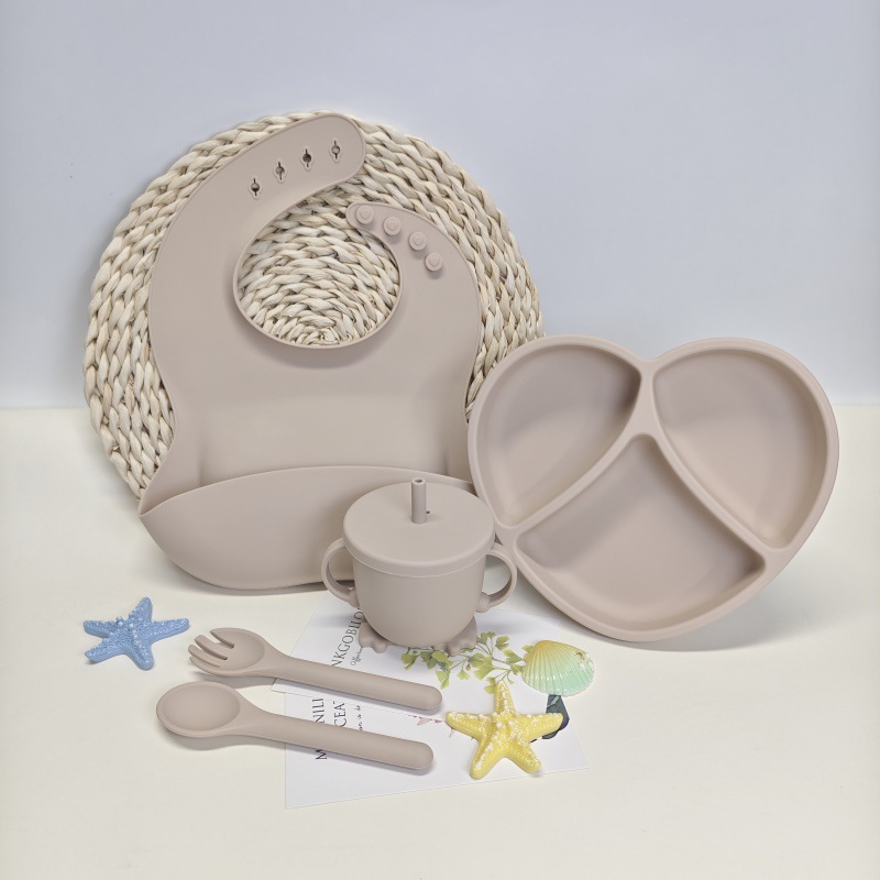 XLEE fuente fabricante de platos de silicona para niños antideslizante ventosas cubiertos de alimentos suplementarios 5 piezas conjunto de productos explosivos transfronterizos en stock