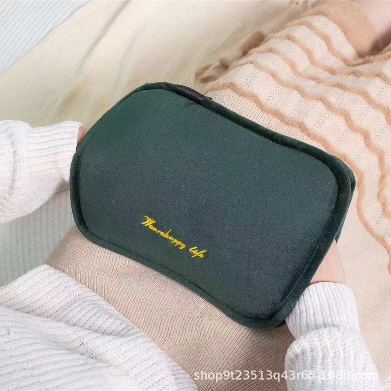 진한 녹색 가방