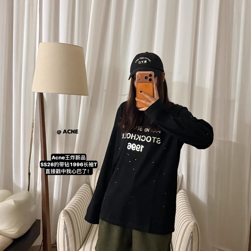 Ac's New Vintage-Style Rhinestone Long-Sleeve T-Shirt with Silver Lettering, Loose Fit, Unisex, in Stock Ac's New Vintage-Style Rhinestone Long-Sleeve T-Shirt with Silver Lettering, Loose Fit, Unisex, in Stock