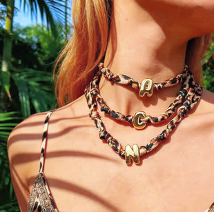 �͹��~����ĸchoker���y��������ǔ��ֽz���i�����ļ��͹Ų���