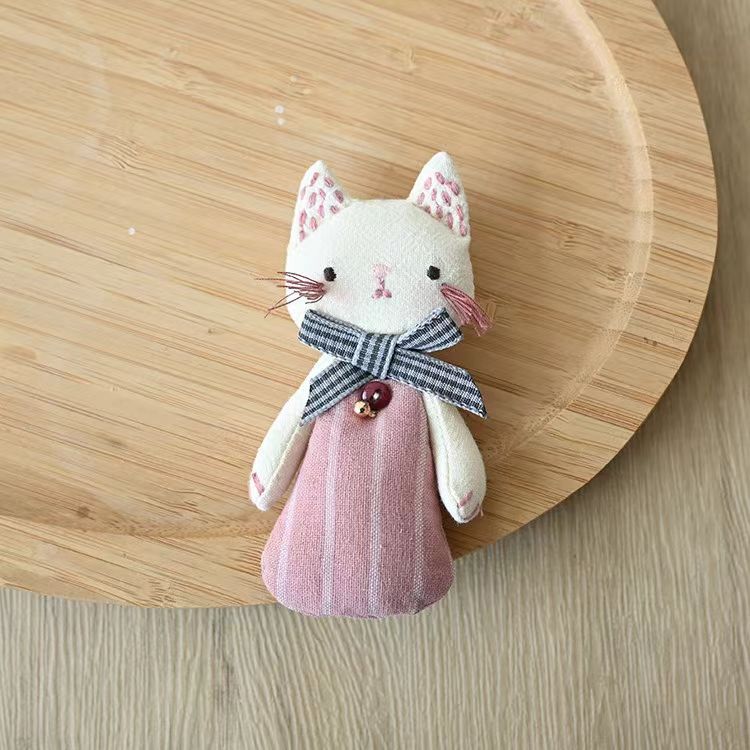 핑크 고양이 (브로치)