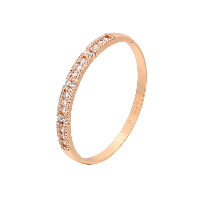 Xuping gemas artificiales simple pulsera retro Europa y América transfronteriza aleación de cobre chapado 18k joyas de lujo ligeras