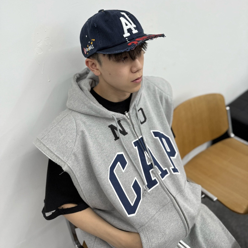 Jimo Grailz Korean Style Silhouette Cut Sleeveless Waistcoat Design Letter Print Zipper Vest Vest Men Ins