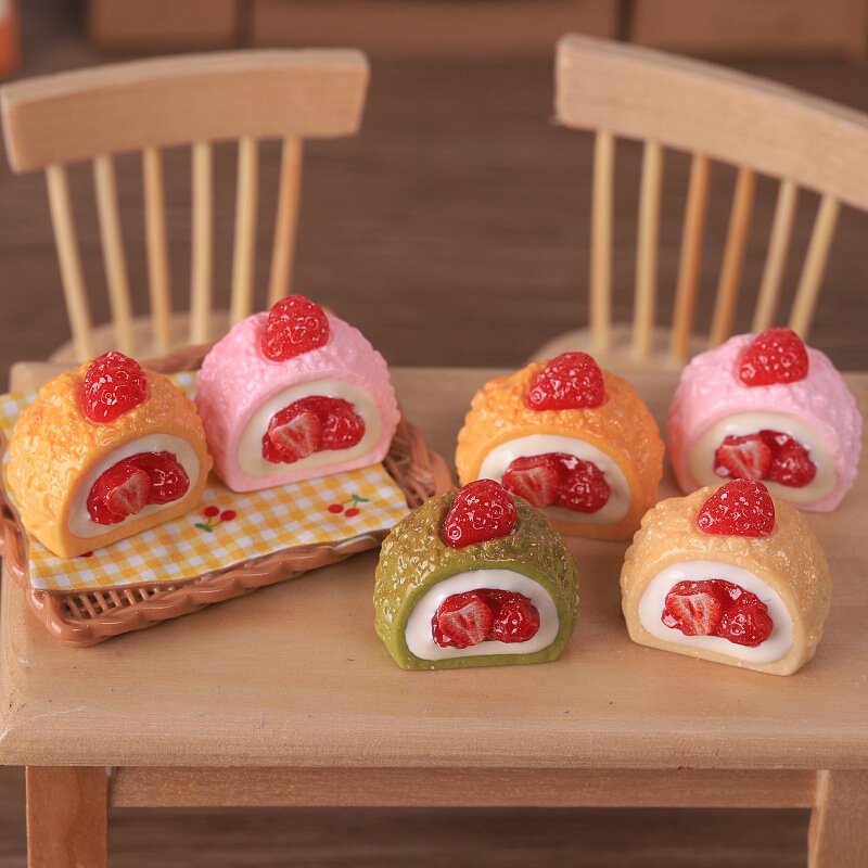Simulated Strawberry Cream Cake Miniature Toy Dollhouse Afternoon Tea Decoration DIY Keychain Pendant Resin Accessory Simulated Strawberry Cream Cake Miniature Toy Dollhouse Afternoon Tea Decoration DIY Keychain Pendant Resin Accessory