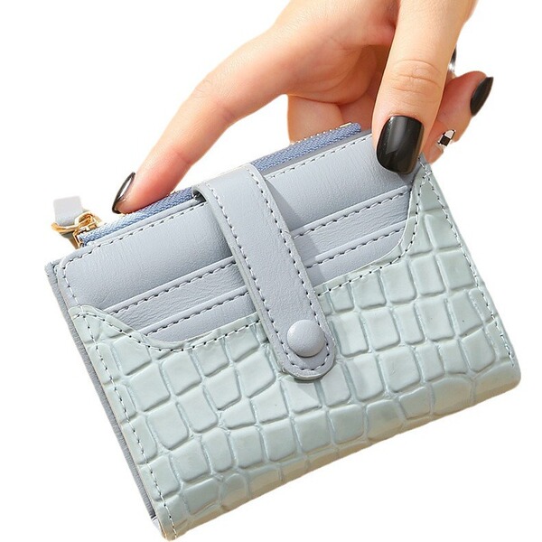 Retro short wallet