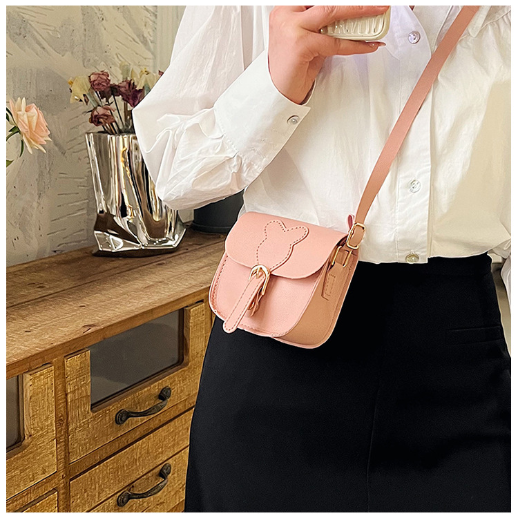 140g Weight Magnetic Buckle Closure Type Women's Mini Pu Leather Solid Color Vintage Style Classic Style Square Magnetic Buckle Shoulder Bag