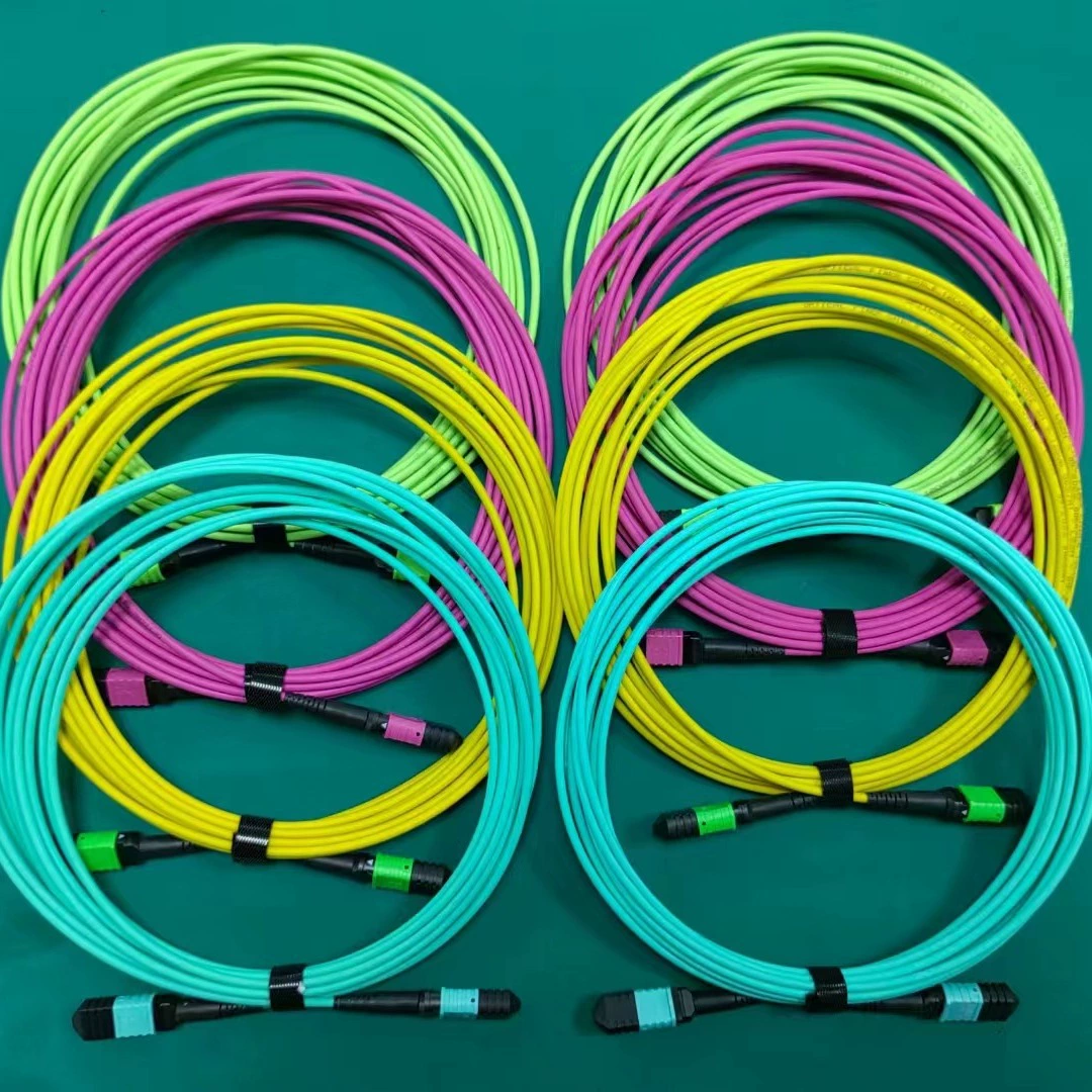 MPO/MTP волоконно-оптическая перемычка 8 Core 12 Core 16 Core 24 Core OM3/OM4 40G100G200G400G