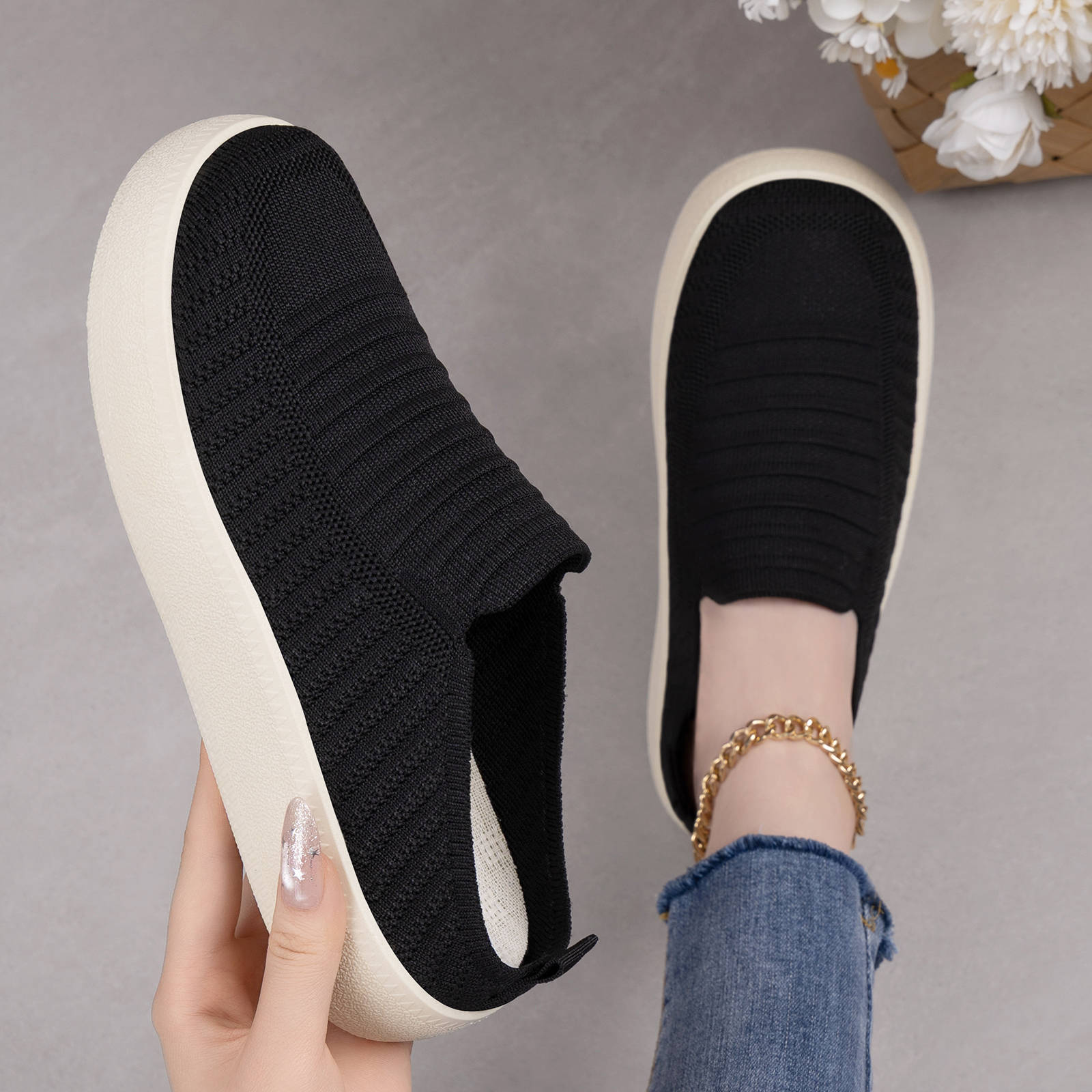 Zapatos de mujer primavera y verano medio zapatillas casuales zapatos de pedal de tamaño grande comercio exterior zapatos de mujer de altura de tela única zapatos