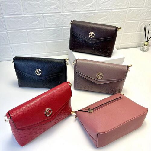 Handbags from Qianzi Fox Cross-Border - New Lychee Pattern, Multi-Layer, Large Capacity, Crossbody Bag for Women, Sold on Street Stalls