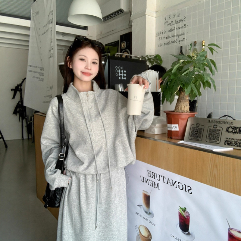 卫衣短外套高腰半身裙女早秋2025新款入秋韩系小个子穿搭一整套装|undefined